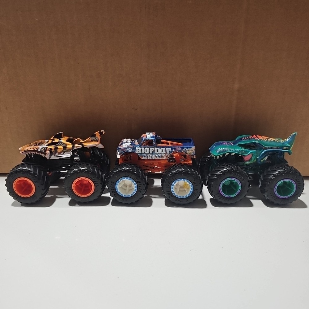 Lot Of 3 Hot Wheels Monster Jam Diecast Trucks Tiger Shark-Big Foot-Mega Wrex